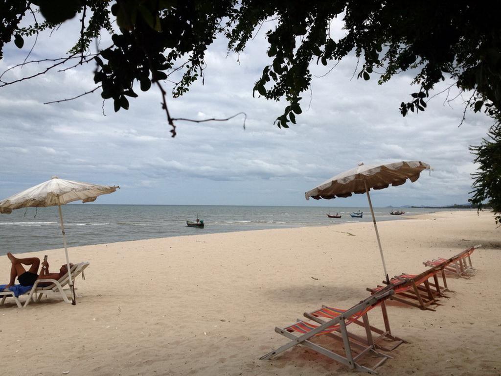 Cha-Am Beach Club Ngoại thất bức ảnh