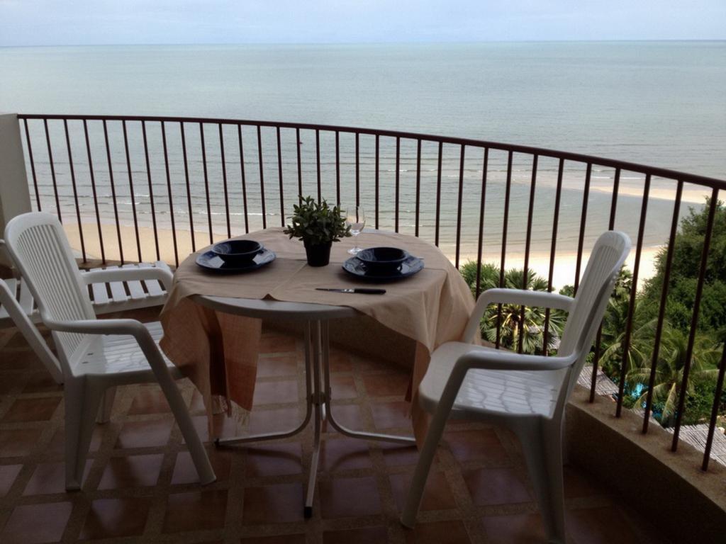 Cha-Am Beach Club Ngoại thất bức ảnh